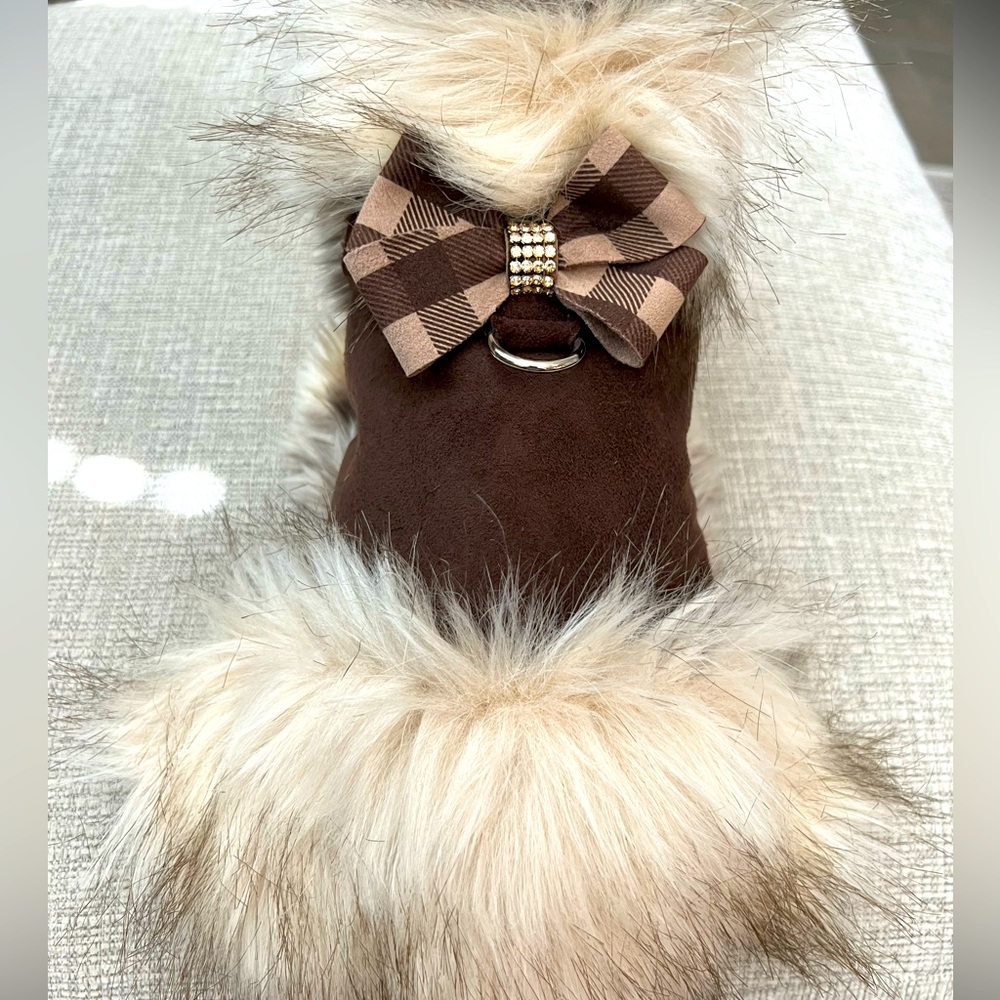 Susan Lanci Faux Fur Lining (Brown) with Tan Gingham Nouveau Bow (XS)